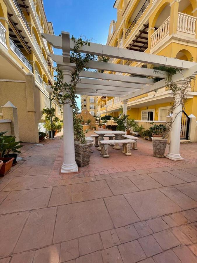 Casa Amarela Guesthouse, Алгорфа Екстериор снимка